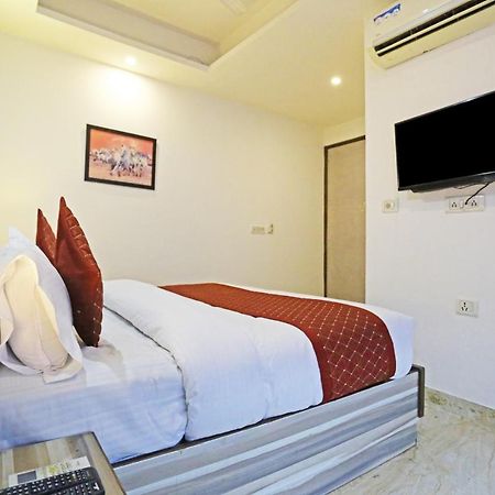 Hotel The Best Near Delhi Airport Nuova Delhi Esterno foto