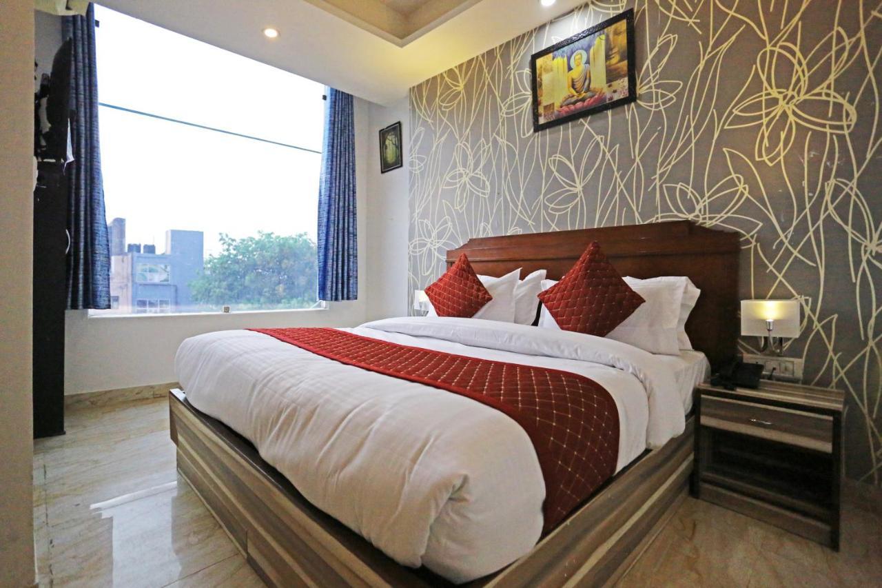 Hotel The Best Near Delhi Airport Nuova Delhi Esterno foto