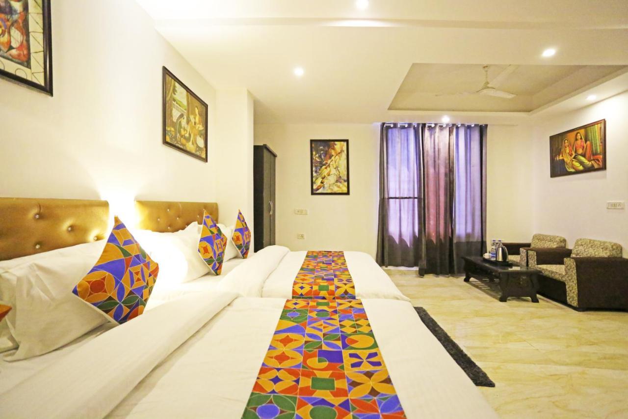 Hotel The Best Near Delhi Airport Nuova Delhi Esterno foto